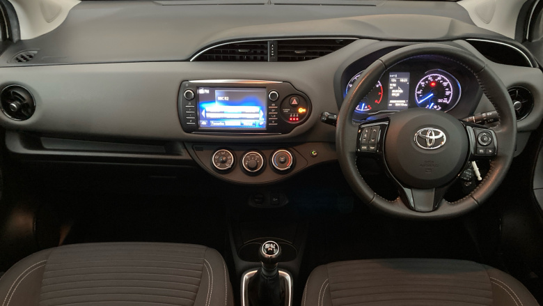 Toyota Yaris 1.5 VVT-i Icon Tech 5dr Petrol Hatchback